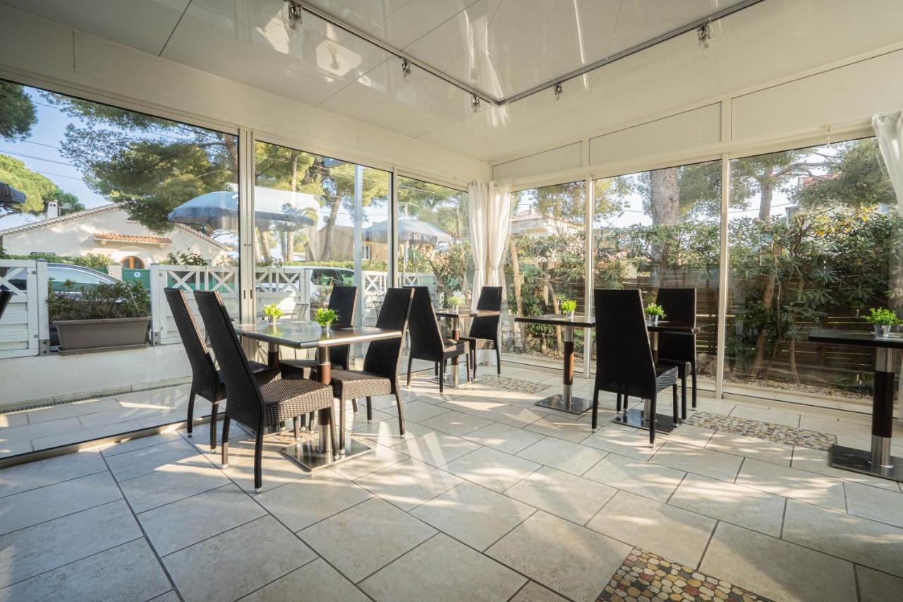 Hotel Le Mediterranee Йер Экстерьер фото