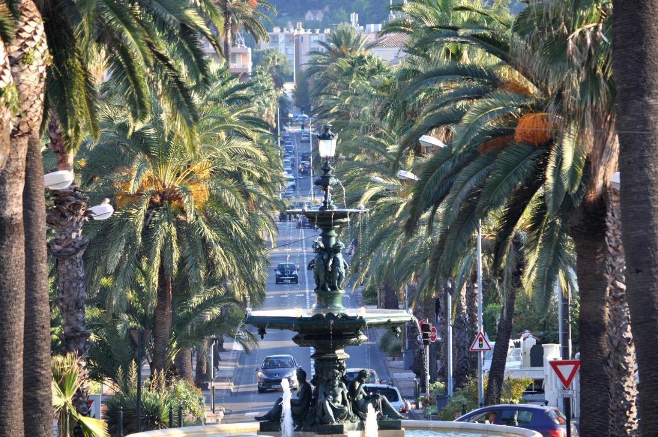 Hotel Le Mediterranee Йер Экстерьер фото